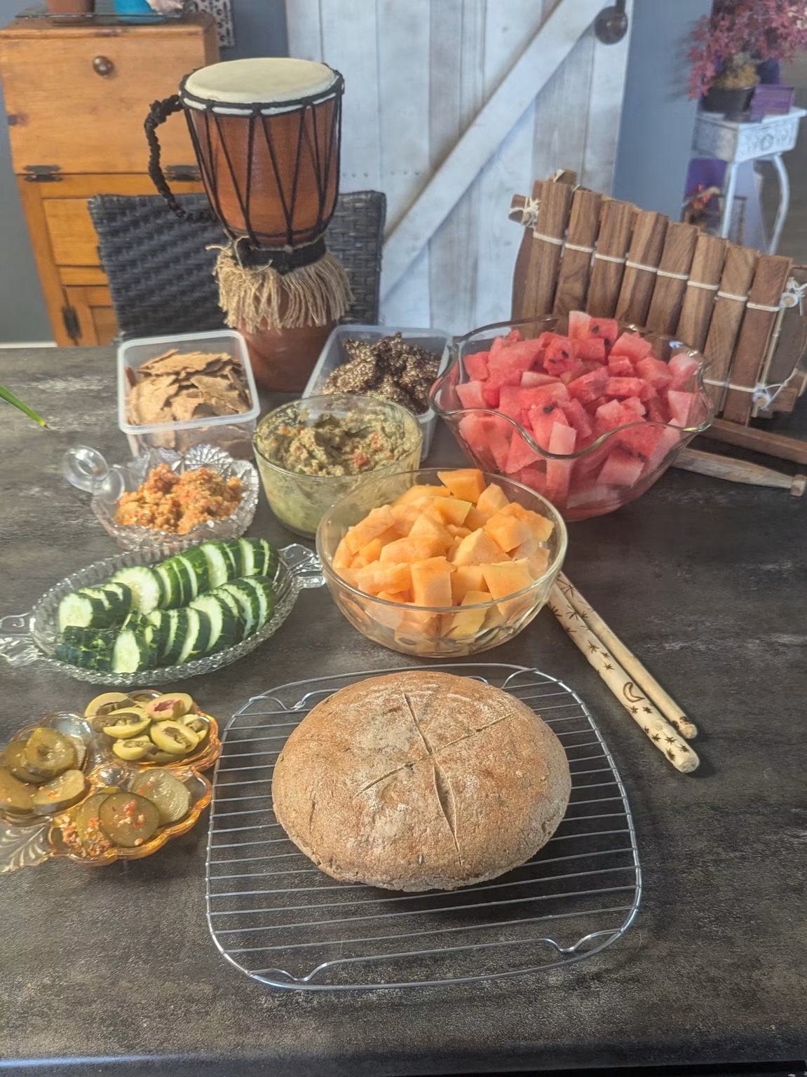 Plant-based spread with fresh fruit, vegetables, dips and homemade bread